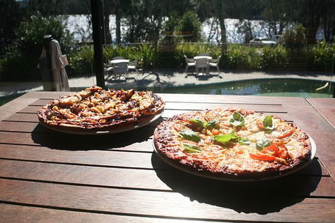 Barefoot Cafe & Pizza - Bet 4u 0