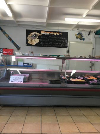 Berny's At Batehaven - Click Find 0