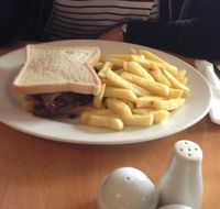 Bushranger hotel Pub - Click Find