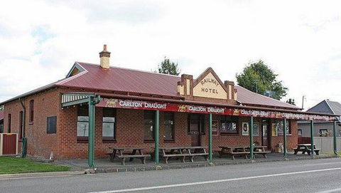 Railway Hotel - Click Find 0