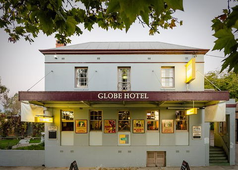 The Globe Hotel Restaurant - DBD 0