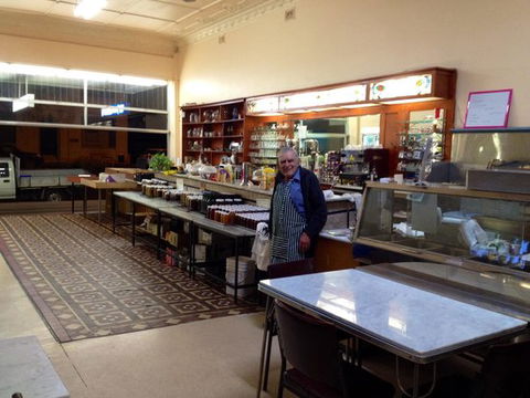 Canberra Cafe - Click Find 0