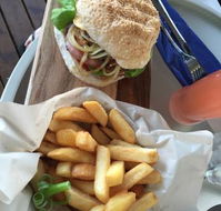 Lake Vue Cafe - Click Find