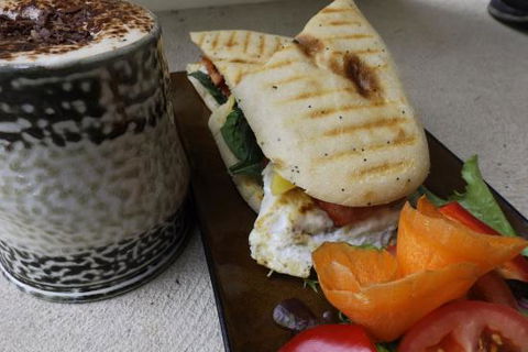The Juice Kitchen Cafe - Bet 4u 0