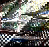 Kelly's Cafe  Restaurant - Bet 4u