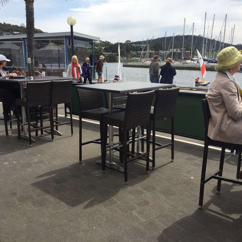 The Waterfront Hotel - Click Find 0