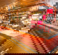 The Red Lion - Click Find