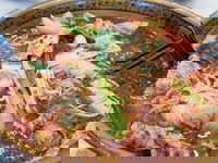 Jingfen Shijia