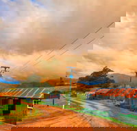 Hartzview Vineyard Heritage Pickers Hut Village - Click Find