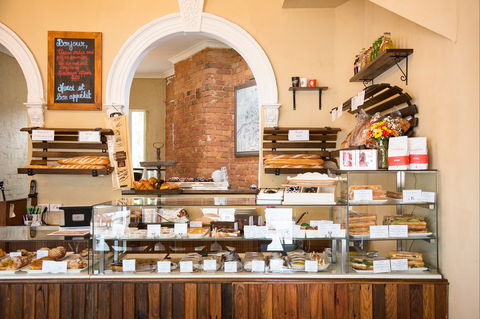 Le Peche Gourmand - Click Find 0