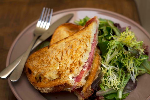 Le Peche Gourmand - Click Find 2