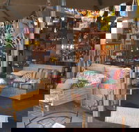 Relove Oxley - Bet 4u