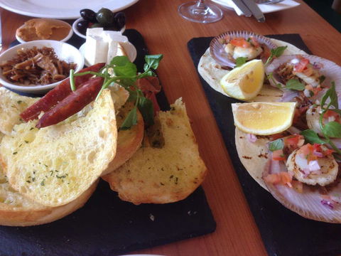 Addison's Restaurant - Lavinia 0