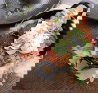 The North Spoon - Bet 4u