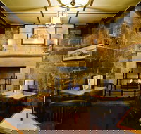 The Hero of Waterloo Hotel - Bridge Guide