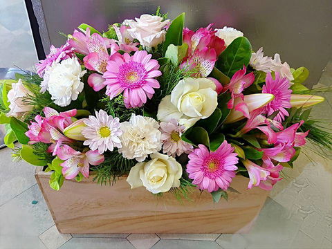 Linard Floral & Bridal Centre - Click Find 1