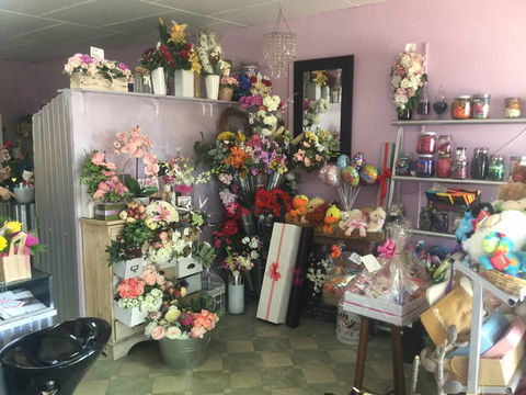 Linard Floral & Bridal Centre - Click Find 4