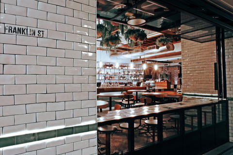 Public Bar - Click Find 0