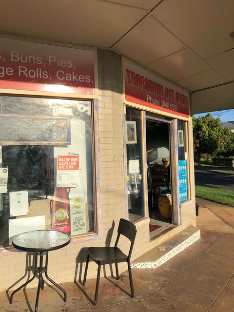 Tarragindi Hot Bread - DBD 0