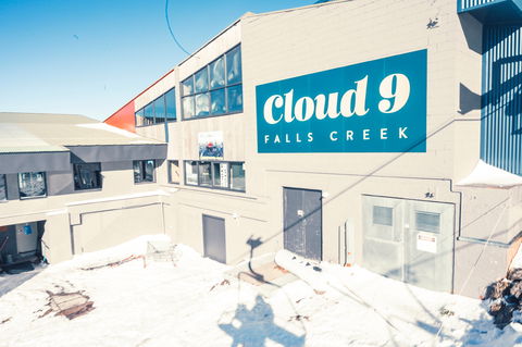 Cloud 9 - Bet 4u 0