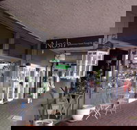 Nosh Gourmet - Local Finder