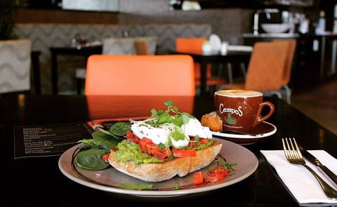 Treehouse Café - Click Find 0