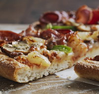Domino's - Warwick
