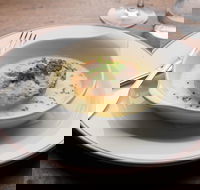 La Cache  Vn - Click Find