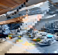 The Corner Hotel Alexandra - Bet 4u