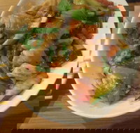 Hot Wok Thai - Lawyer Find