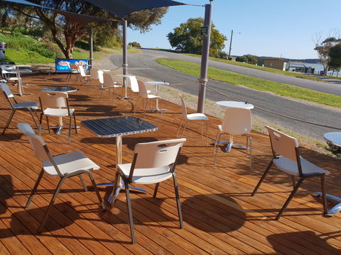 Sails Cafe At Clayton Bay - Bet 4u 1