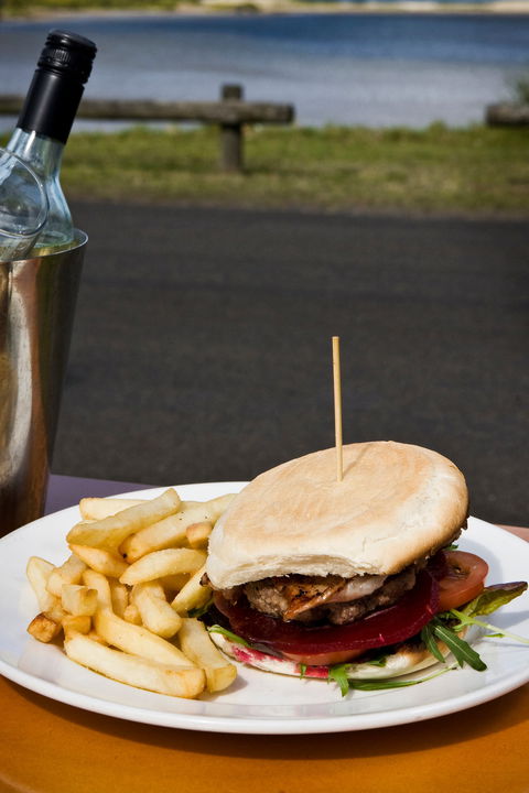 Hedy's Riverside Bistro - Click Find 2