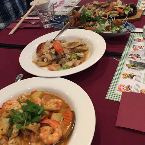 Peacock Gardens Chinese And Thai Restaurant - Lawyer Find 0