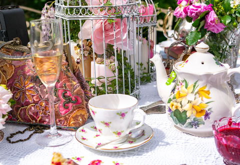 Annie's High Teas - Bet 4u 0