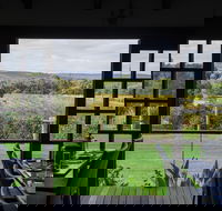 Black Swan Winery and Restaurant - Bet 4u