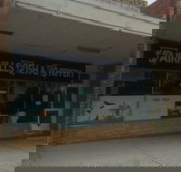 Fairhills Fish  Chippery - Lawyer Find