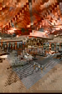 Peaks Restaurant  Bar