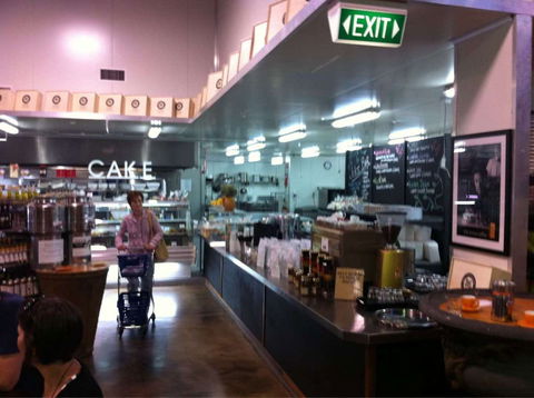 Belmondos Fresh Food Market - Click Find 0
