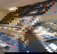 Carole Park Cafe and Takeaway - Bet 4u