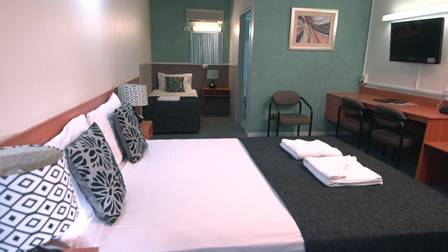 Albert Court Motel - Click Find 2