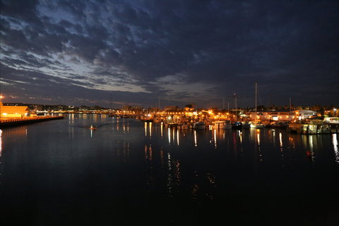 Hooked Restaurant And Grill - Local Finder 2