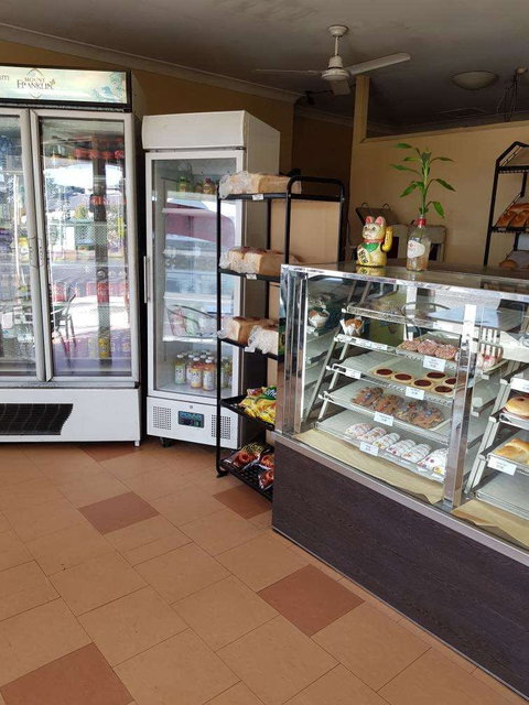 Le Saigon Bakery - Bet 4u 0