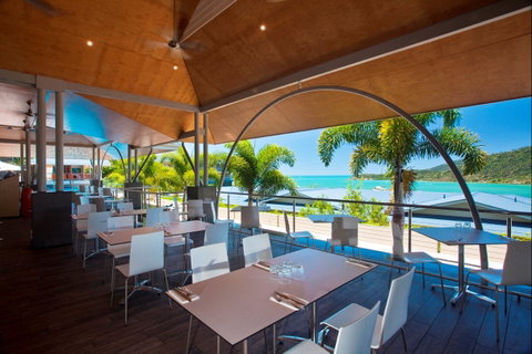 Tides Restaurant And Bar - Lawyer Find 0