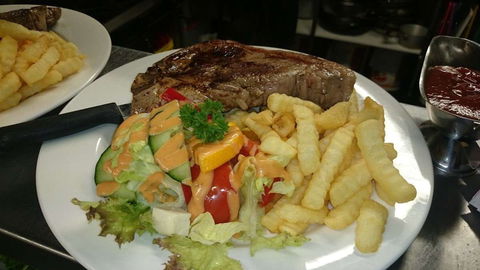 Australind Tavern - Click Find 0