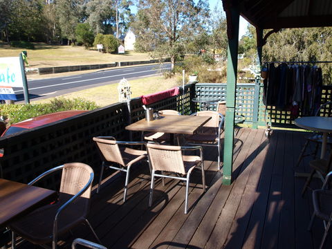 Leanne's Cafe - Click Find 1