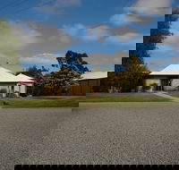 Malcolm Creek Vineyard - Click Find