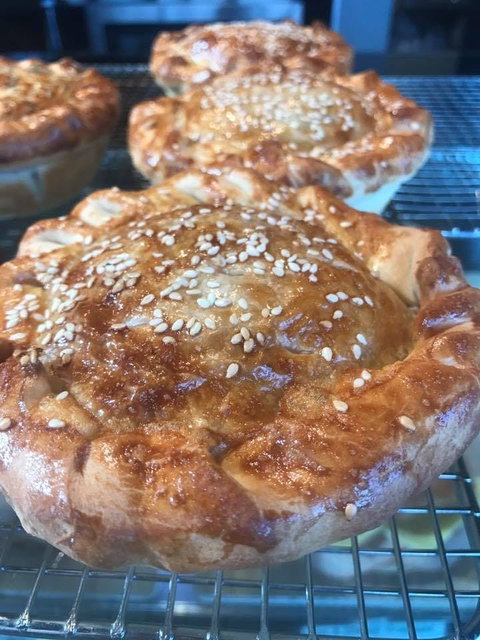 Milly's Cafe - Bridge Guide 0