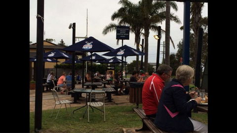 Shoalhaven Heads Hotel - Click Find 0