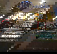 BB's Caf - Stafford - Click Find