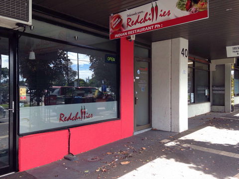 Red Chillies - Lawyer Find 0
